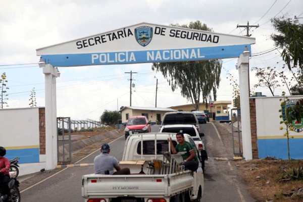 Depuradores piden cuentas a ejército de abogados de la Policía Nacional