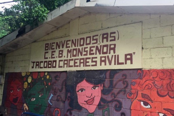 Fallece el niño alcanzado por tiroteo en escuela de Tegucigalpa