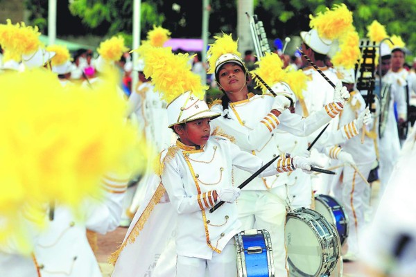 Con desfile celebrarán hoy los 438 años de Tegucigalpa