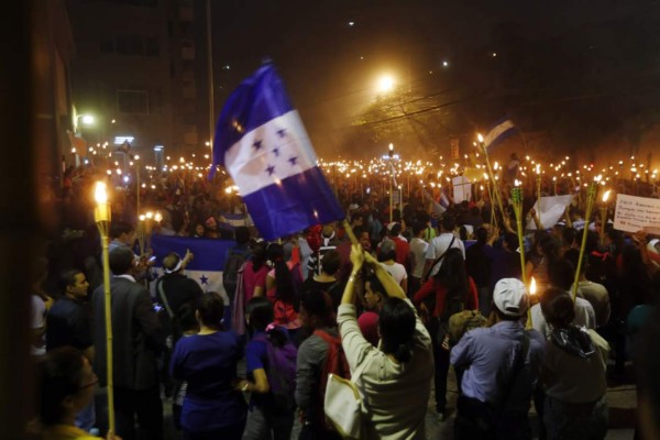 Detrás de las marchas de las antorchas hay empresarios corruptos: Ebal Díaz