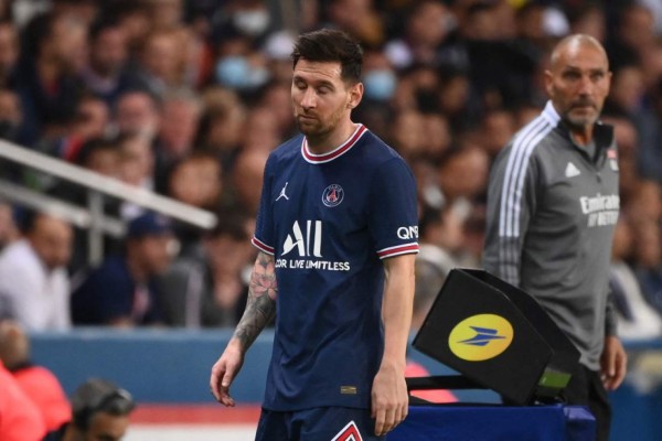 Confirman la verdadera razón por la que Messi fue cambiado en el PSG - Lyon