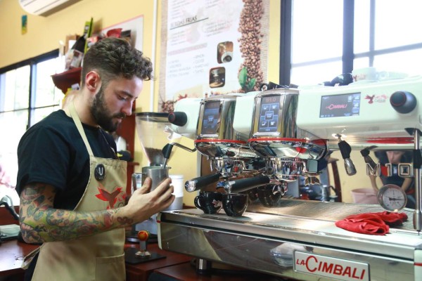 Honduras se convierte en centro de enseñanza de café