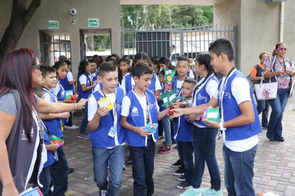 Niños llegan al Congreso Infantil con propuestas