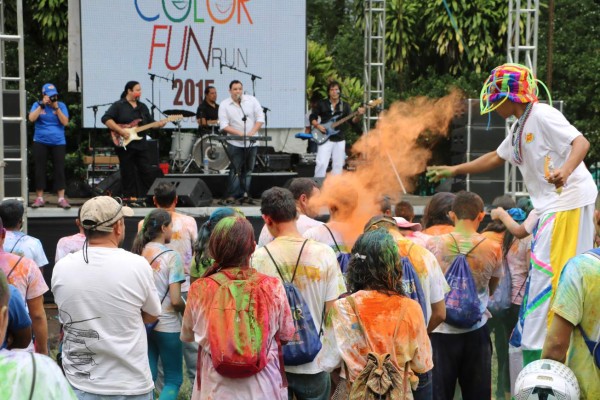 Diversión, música y solidaridad en el Color Fun Run del Lago de Yojoa