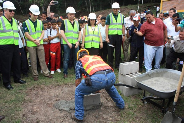 BCIE logra préstamo con banco ruso