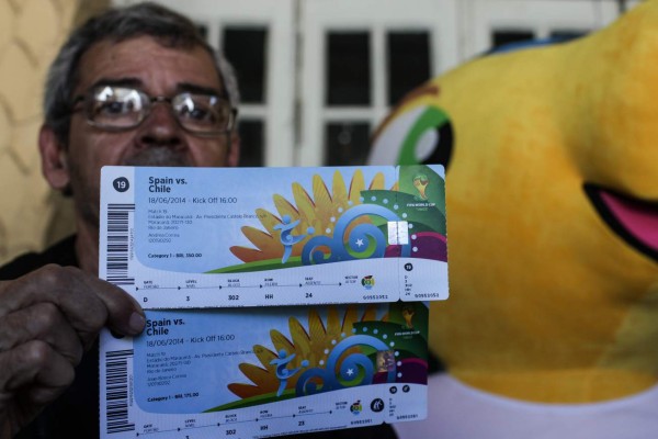 Abren centros de entrega de boletos para el Mundial Brasil 2014