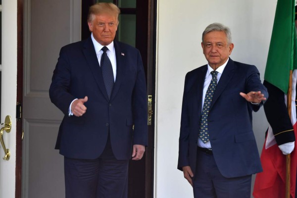 Trump recibe en la Casa Blanca a su 'amigo' López Obrador en medio de críticas