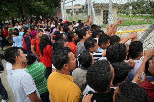 Jóvenes hondureños urgen capacitación técnica