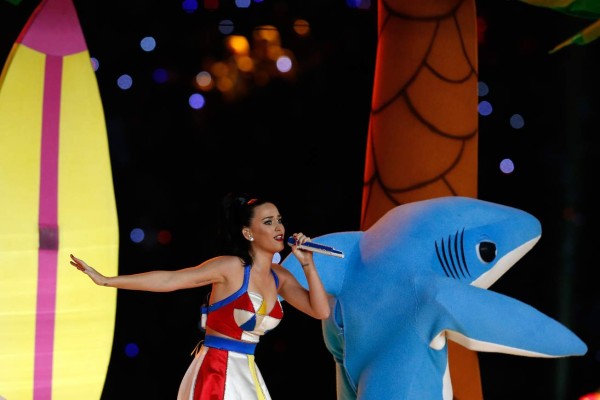 Katy Perry encendió el Super Bowl 2015