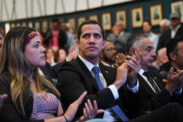 EEUU le pide al Caribe que rompa el 'silencio' ante la crisis en Venezuela