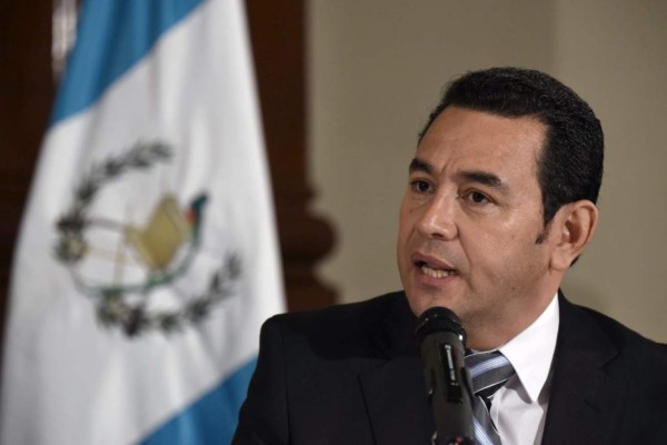 Jimmy Morales quiere una ley para que la educación sea prioridad presidencial