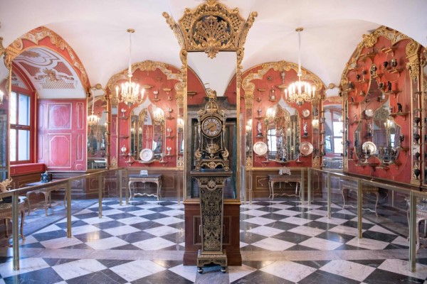 Golpe de película: Roban colección de diamantes en castillo de Alemania