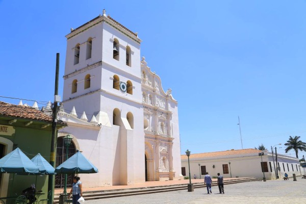 Iglesias católicas, santuarios de la fe y del arte