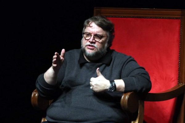 Guillermo del Toro lamenta asesinato de estudiantes de cine