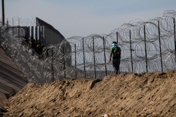 Trump estudia opciones por si el Congreso niega construcción del muro