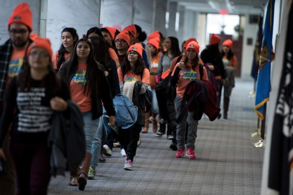 Trump dispuesto a conceder ciudadanía a 'dreamers' en 12 años