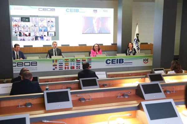 Presentan plan de reapertura a empresarios de Iberoamérica