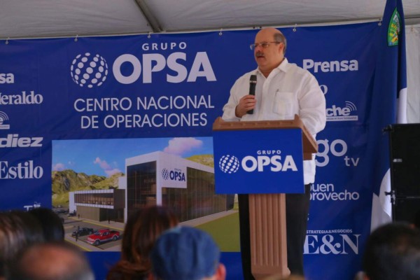 Jorge Canahuati, presidente de Grupo OPSA, durante el desarrollo del evento.