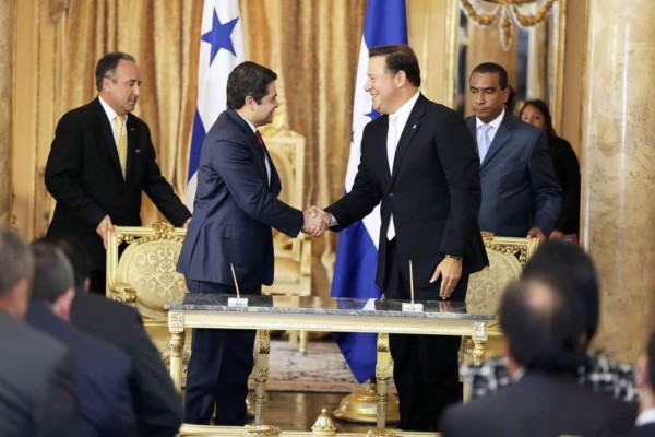 Presidentes de Honduras y Panamá dialogarán sobre finanzas y agro
