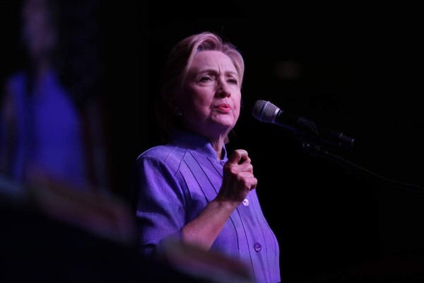 Republicanos atacan a Clinton en informe sobre Bengasi