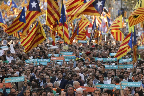 Acusan a Rajoy de perpetrar un golpe de Estado en Cataluña