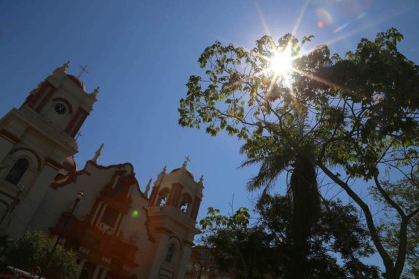 'Arde' San Pedro Sula con temperaturas arriba de los 40 grados este jueves
