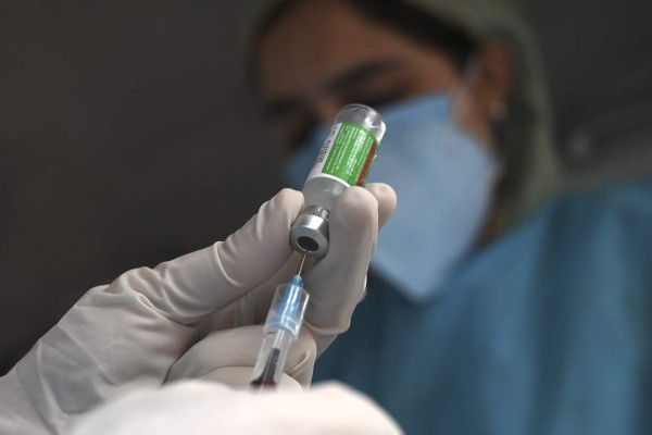 Francia donará un millón de vacunas de AstraZeneca al Covax