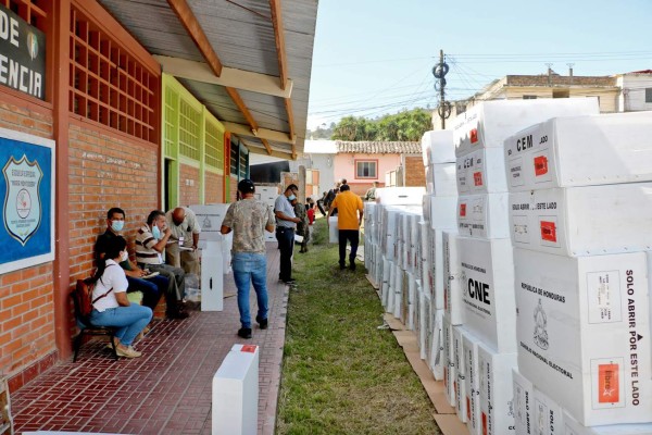 Alcaldes que buscan reelección lideran con datos no oficiales