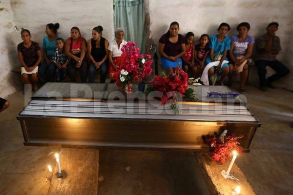 San Miguelito llora a sus hijos fallecidos en accidente