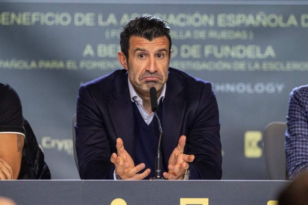 Figo: 'Nunca he sentido racismo en el vestuario del Barcelona'