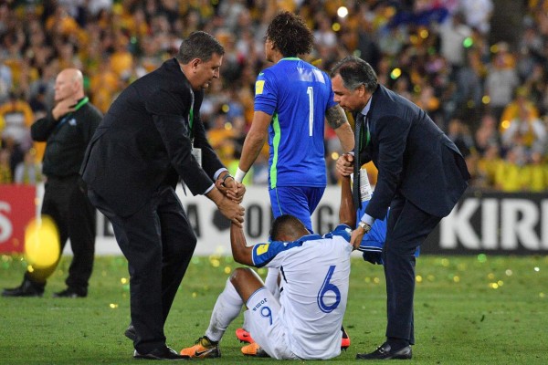 Jedinak acaba con el sueño de Honduras y mete a Australia en el Mundial