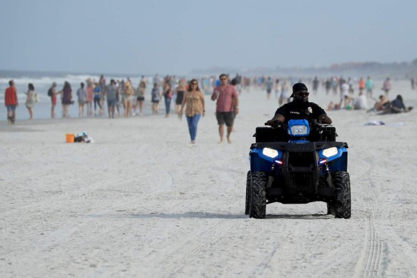 Con 27,000 casos de coronavirus, Florida rechaza reabrir playas de Miami