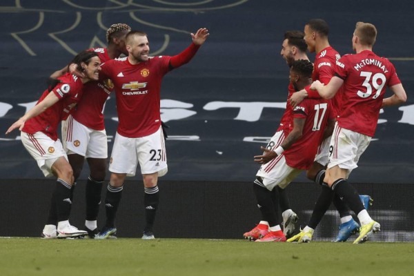 Manchester United le remontó al Tottenham y se consolida en el segundo puesto de la Premier