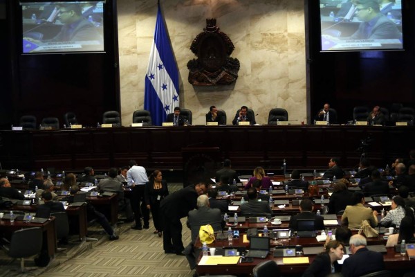 Se abre debate en el Congreso Nacional por el plebiscito