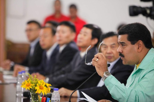 Maduro anuncia la llegada de 'expertos en guerra bacteriológica'