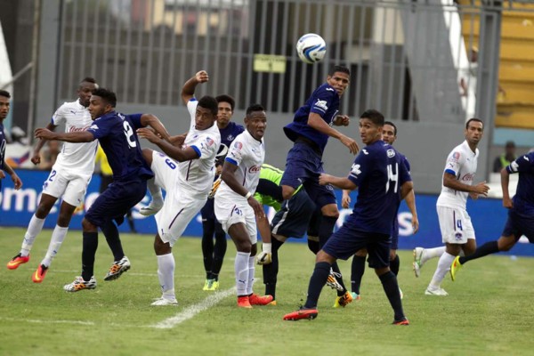 Olimpia vuelve a mostrar su pegada y arrasa con el Motagua