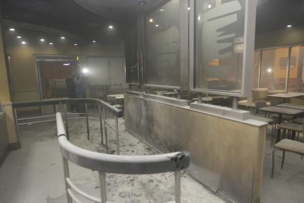 Le prenden fuego a un restaurante en Tegucigalpa