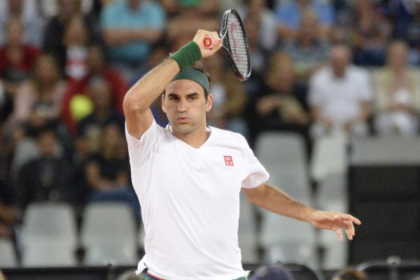 Tras 13 meses de inactividad, Roger Federer regresa a las canchas de tenis