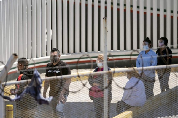 México usará vacunas donadas por EEUU para reabrir frontera norte