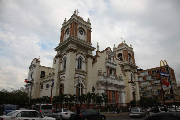 Templos, majestuosidad arquitectónica que embellecen Honduras