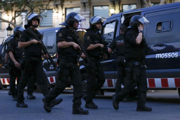 Barcelona: Lo que se sabe del atentado en las Ramblas y el ataque en Cambrils