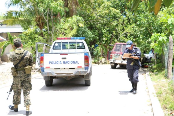 Delincuentes amarran a vendedores en Santa Bárbara  