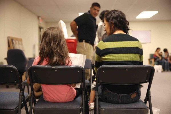 Abren escuela para 200 niños inmigrantes en Estados Unidos