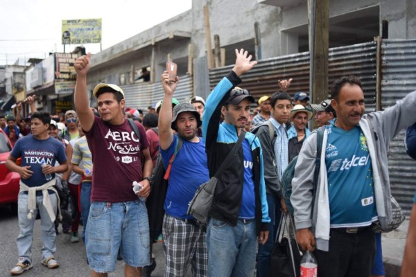 La Cruz Roja de Guatemala asiste a 2.303 migrantes hondureños