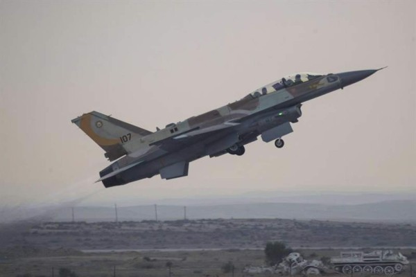Aviones de la alianza internacional bombardearon hoy el Estado Islámico