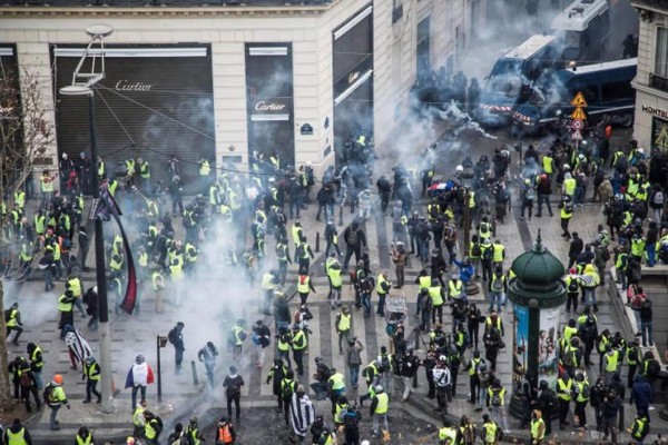 Nuevos incidentes en las concentraciones de 'chalecos amarillos' en París