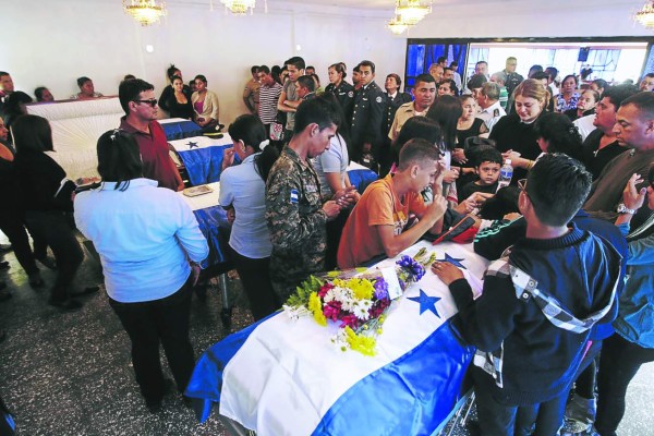 Honduras: Llanto y dolor deja muerte de 10 miembros de la Fuerza Aérea