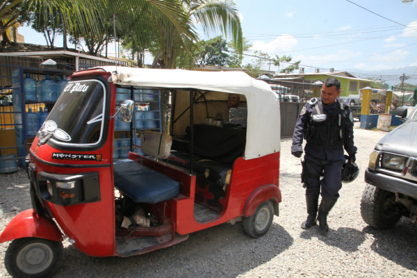 A balazos ultiman a conductor de mototaxi en Choloma