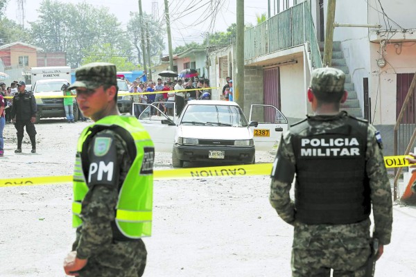 Supuestos pasajeros matan a tiros a un taxista en Tegucigalpa
