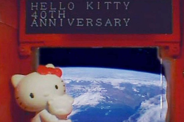 Envían a Hello Kitty al espacio